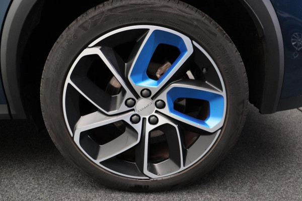 Lynk & Co 01 1.5 261PK Plug-in Hybrid *Fabrieksgarantie*  Pano/dak Apple/Carplay Adaptive/Cruise