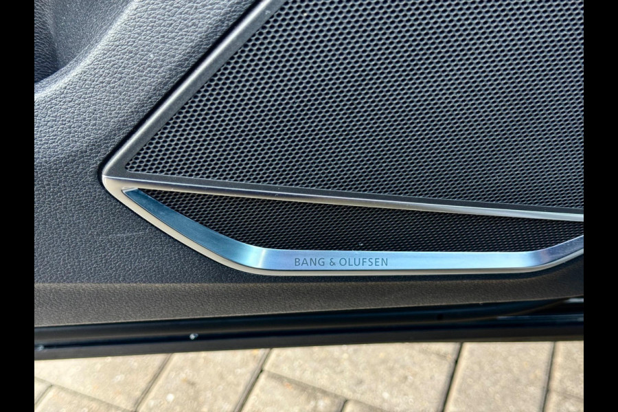 Audi Q3 Sportback TFSI RS Matrix/B&O/Camera/Pano