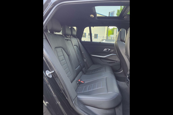 BMW 3 Serie Touring 330e LCI|Msport|HUD|H&K|Mstoelen|PANO|Curved