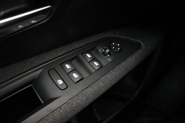 Peugeot 5008 1.2 PureTech Active Pack Business |Navi|Camera|