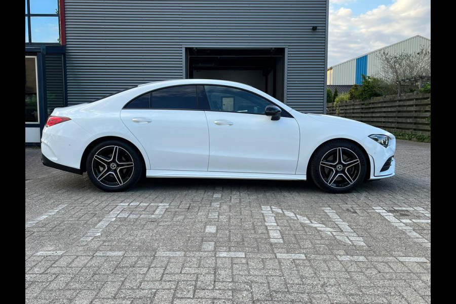 Mercedes-Benz CLA-Klasse 220 AMG pack Premium Plus 190pk NIEUW-STAAT
