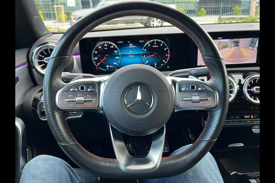 Mercedes-Benz CLA-Klasse 220 AMG pack Premium Plus 190pk NIEUW-STAAT