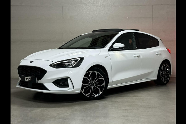 Ford Focus 1.5 EcoBoost ST Line Pano ACC CarPlay Winterpack