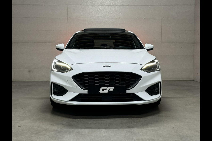 Ford Focus 1.5 EcoBoost ST Line Pano ACC CarPlay Winterpack