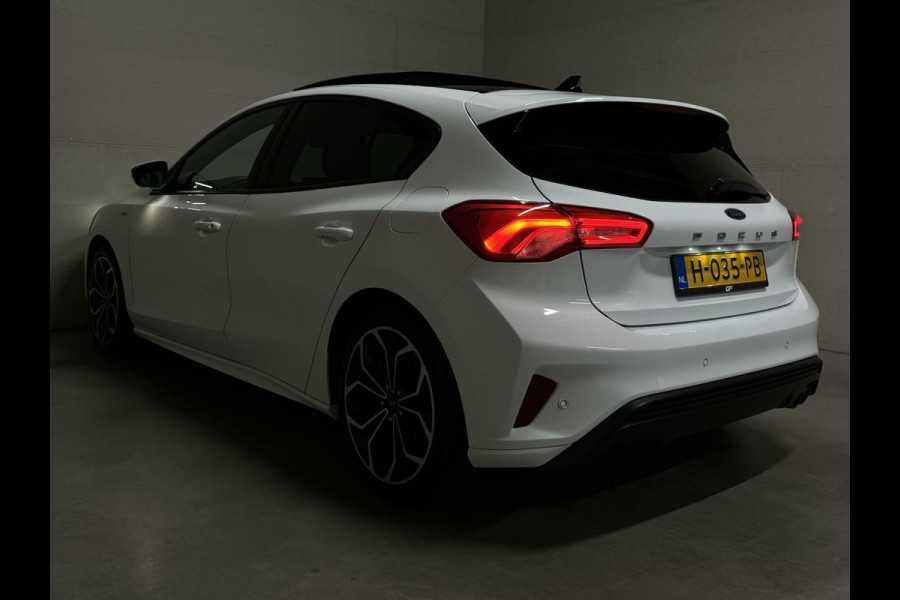 Ford Focus 1.5 EcoBoost ST Line Pano ACC CarPlay Winterpack