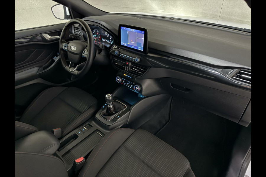 Ford Focus 1.5 EcoBoost ST Line Pano ACC CarPlay Winterpack