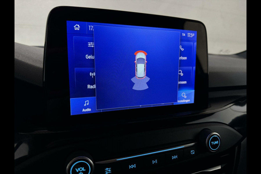 Ford Focus 1.5 EcoBoost ST Line Pano ACC CarPlay Winterpack