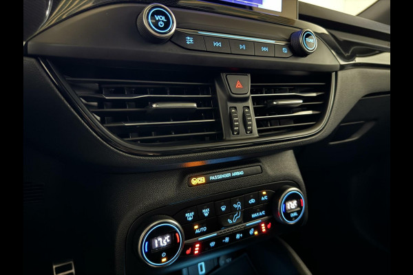 Ford Focus 1.5 EcoBoost ST Line Pano ACC CarPlay Winterpack