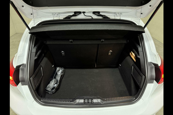 Ford Focus 1.5 EcoBoost ST Line Pano ACC CarPlay Winterpack