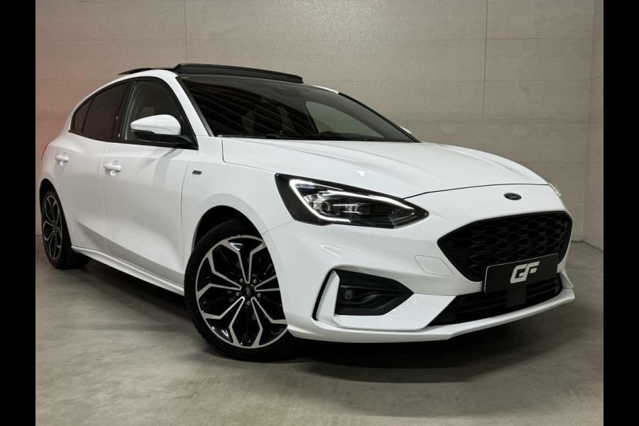 Ford Focus 1.5 EcoBoost ST Line Pano ACC CarPlay Winterpack