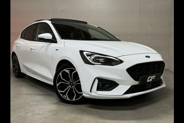 Ford Focus 1.5 EcoBoost ST Line Pano ACC CarPlay Winterpack