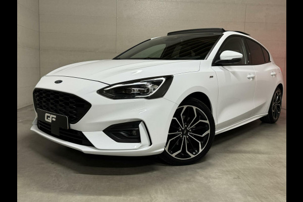 Ford Focus 1.5 EcoBoost ST Line Pano ACC CarPlay Winterpack