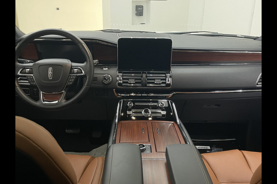 Lincoln Navigator Lang Preferred Blacklabel