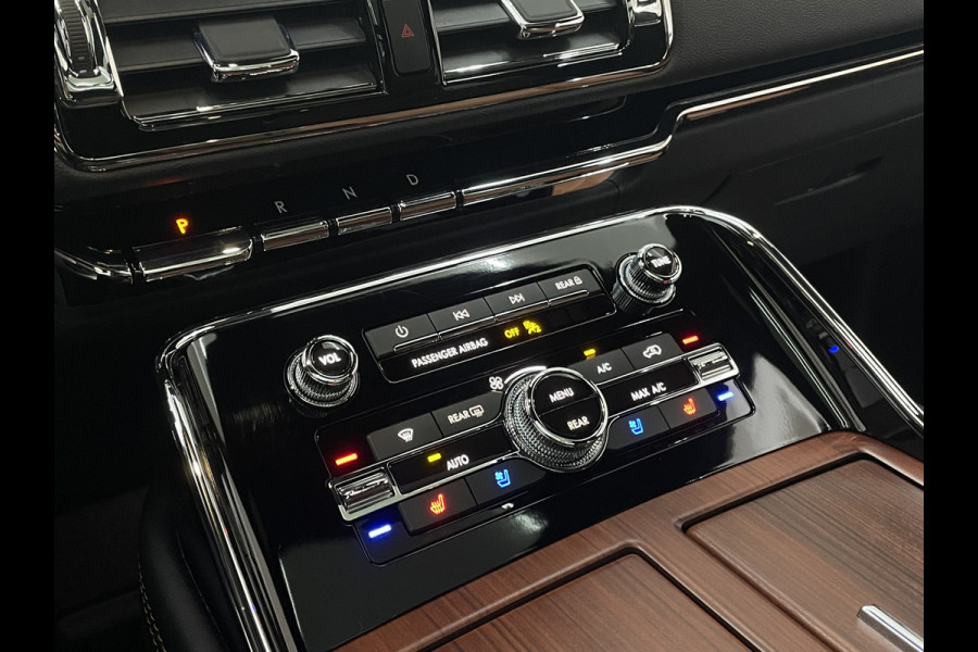 Lincoln Navigator Lang Preferred Blacklabel
