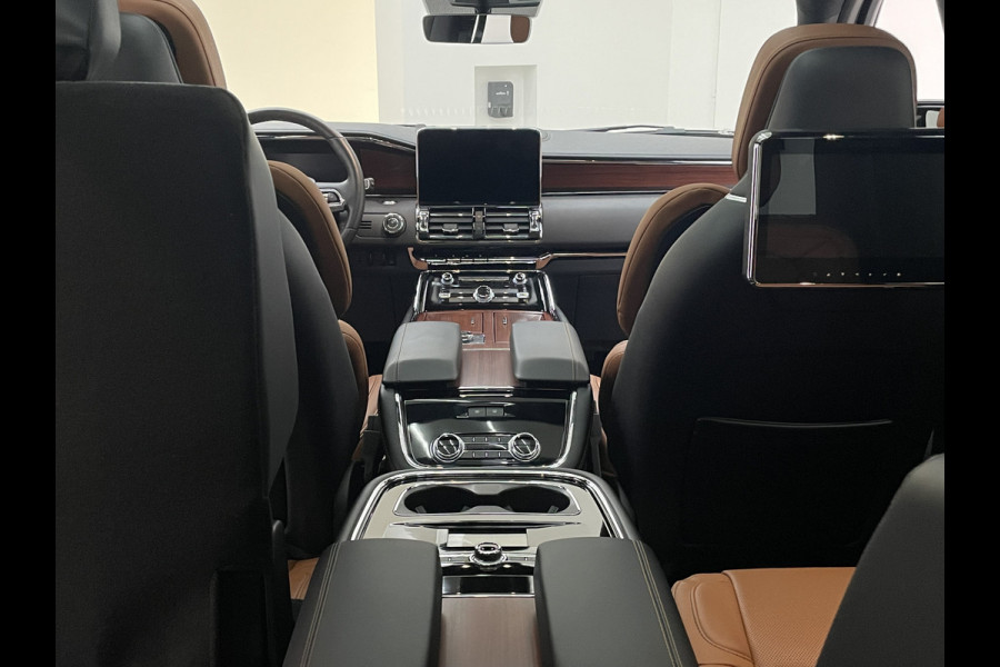 Lincoln Navigator Lang Preferred Blacklabel