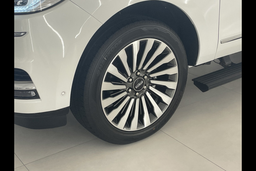 Lincoln Navigator Lang Preferred Blacklabel