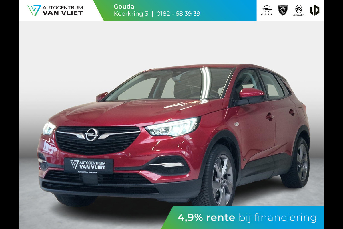 Opel Grandland 1.6 Turbo Hybrid Business Elegance | Navigatie | Parkeersensoren voor en achter | Apple Carplay/Android Auto Opel Grandland 1.6 Turbo Hybrid Business Elegance | Navigatie | Parkeersensoren voor en achter | Apple Carplay/Android Auto