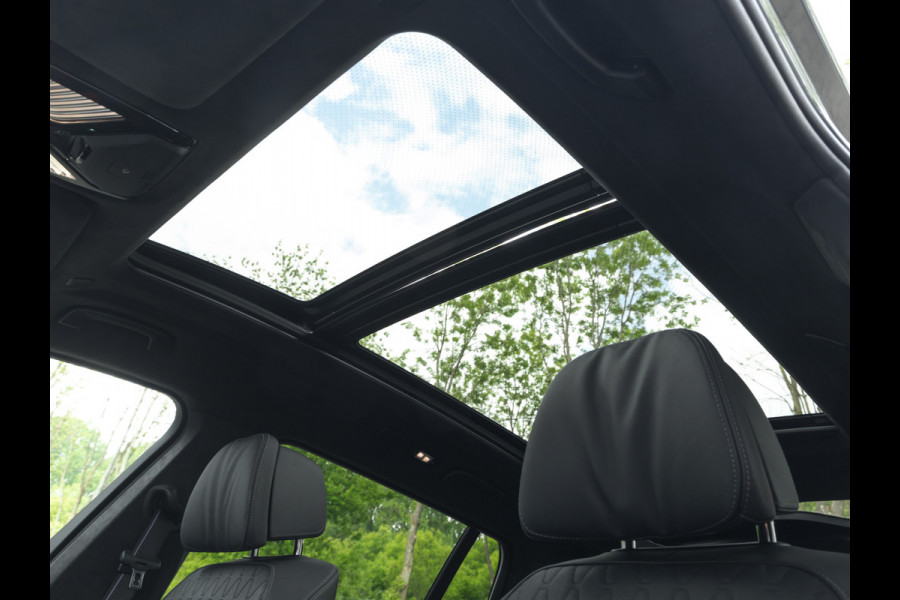 BMW X7 xDrive40i M-Sport Pro - 7-Zits - Individual "Malachitgrün" - Executive Drive Pro - Active Steering