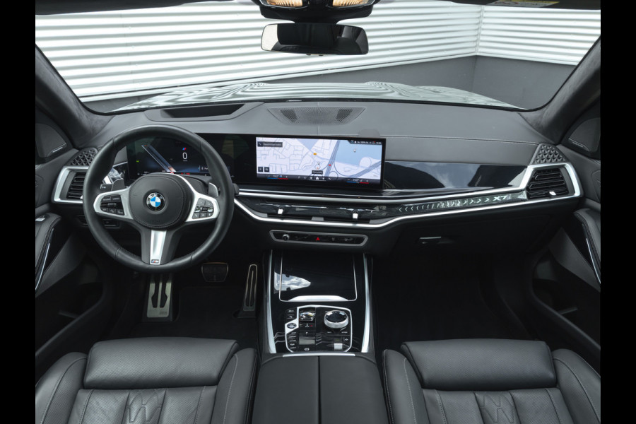 BMW X7 xDrive40i M-Sport Pro - 7-Zits - Individual "Malachitgrün" - Executive Drive Pro - Active Steering