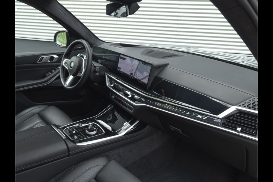 BMW X7 xDrive40i M-Sport Pro - 7-Zits - Individual "Malachitgrün" - Executive Drive Pro - Active Steering