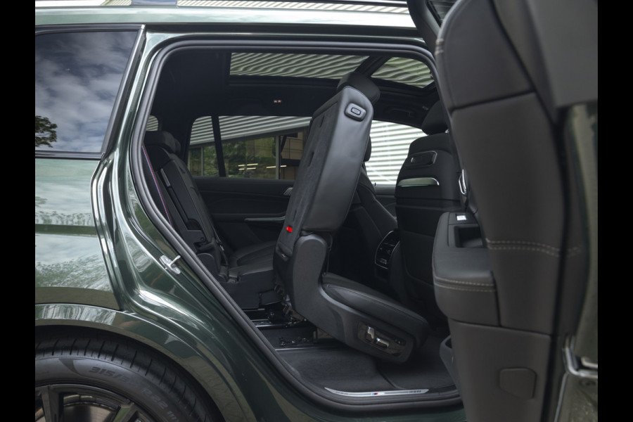 BMW X7 xDrive40i M-Sport Pro - 7-Zits - Individual "Malachitgrün" - Executive Drive Pro - Active Steering