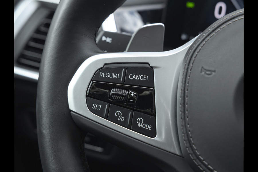 BMW X7 xDrive40i M-Sport Pro - 7-Zits - Individual "Malachitgrün" - Executive Drive Pro - Active Steering
