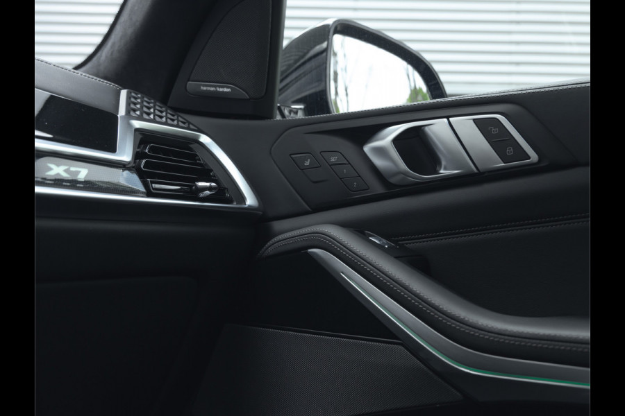 BMW X7 xDrive40i M-Sport Pro - 7-Zits - Individual "Malachitgrün" - Executive Drive Pro - Active Steering
