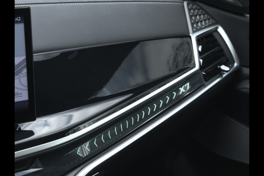 BMW X7 xDrive40i M-Sport Pro - 7-Zits - Individual "Malachitgrün" - Executive Drive Pro - Active Steering