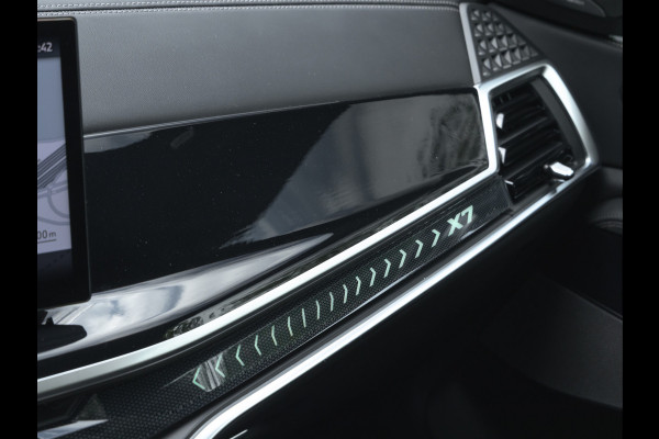 BMW X7 xDrive40i M-Sport Pro - 7-Zits - Individual "Malachitgrün" - Executive Drive Pro - Active Steering