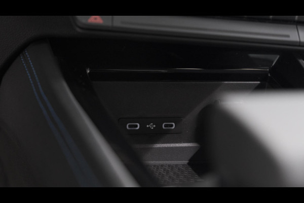 Renault Austral E-Tech Hybrid 200 Techno Esprit Alpine | Panoramadak | Camera | Dodehoekdetectie | Adaptieve Cruise Control