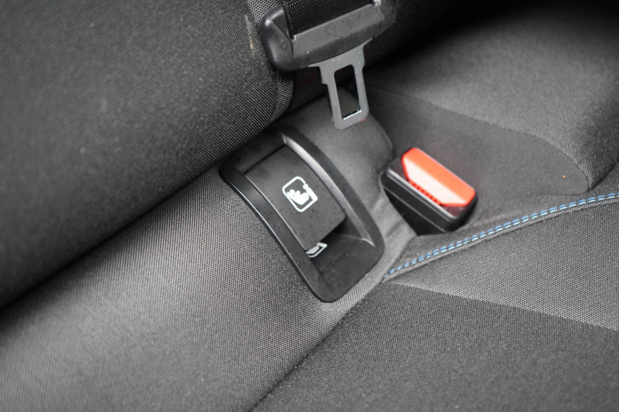 Lynk & Co 01 1.5 | Panoramadak | Navigatie | Apple CarPlay | Camera | Memory