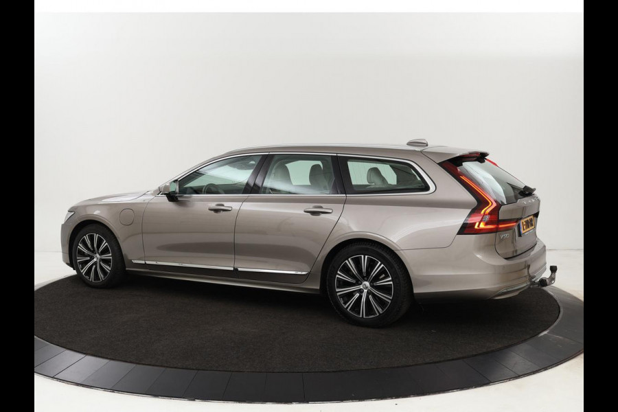 Volvo V90 2.0 T6 AWD Recharge Business Pro | Trekhaak | Leder | Stoel & stuurverwarming | Harman/Kardon | Adaptive cruise | Camera | Carplay | Keyless | Navigatie