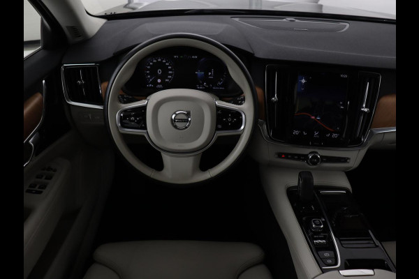Volvo V90 2.0 T6 AWD Recharge Business Pro | Trekhaak | Leder | Stoel & stuurverwarming | Harman/Kardon | Adaptive cruise | Camera | Carplay | Keyless | Navigatie