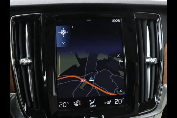 Volvo V90 2.0 T6 AWD Recharge Business Pro | Trekhaak | Leder | Stoel & stuurverwarming | Harman/Kardon | Adaptive cruise | Camera | Carplay | Keyless | Navigatie