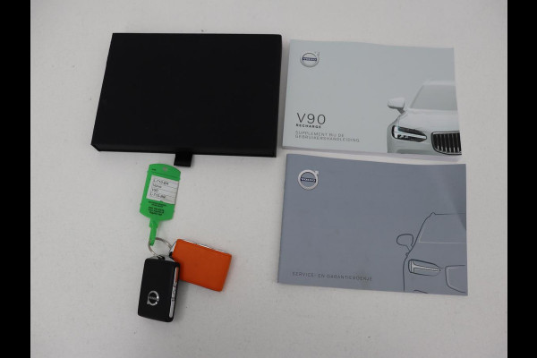 Volvo V90 2.0 T6 AWD Recharge Business Pro | Trekhaak | Leder | Stoel & stuurverwarming | Harman/Kardon | Adaptive cruise | Camera | Carplay | Keyless | Navigatie