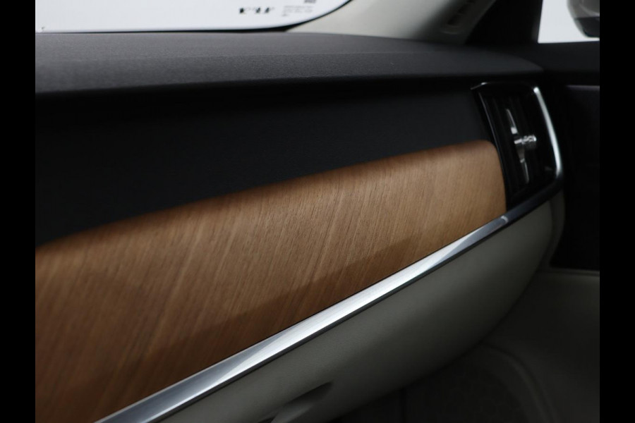 Volvo V90 2.0 T6 AWD Recharge Business Pro | Trekhaak | Leder | Stoel & stuurverwarming | Harman/Kardon | Adaptive cruise | Camera | Carplay | Keyless | Navigatie