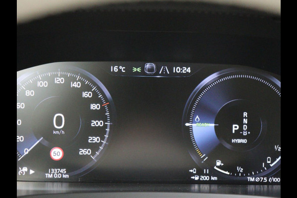 Volvo V90 2.0 T6 AWD Recharge Business Pro | Trekhaak | Leder | Stoel & stuurverwarming | Harman/Kardon | Adaptive cruise | Camera | Carplay | Keyless | Navigatie