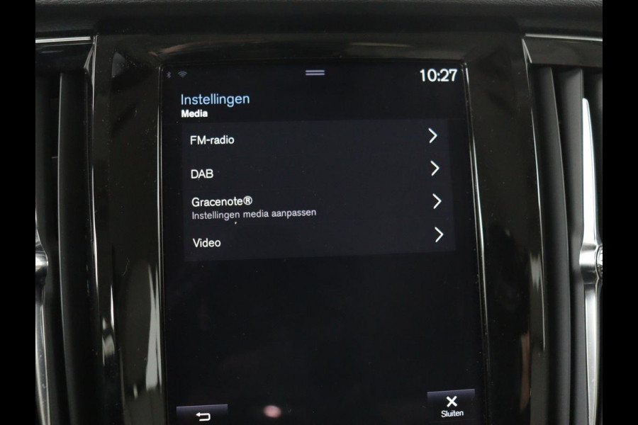 Volvo V90 2.0 T6 AWD Recharge Business Pro | Trekhaak | Leder | Stoel & stuurverwarming | Harman/Kardon | Adaptive cruise | Camera | Carplay | Keyless | Navigatie
