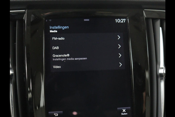 Volvo V90 2.0 T6 AWD Recharge Business Pro | Trekhaak | Leder | Stoel & stuurverwarming | Harman/Kardon | Adaptive cruise | Camera | Carplay | Keyless | Navigatie
