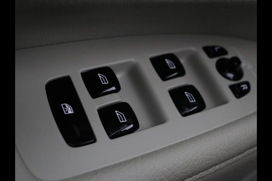 Volvo V90 2.0 T6 AWD Recharge Business Pro | Trekhaak | Leder | Stoel & stuurverwarming | Harman/Kardon | Adaptive cruise | Camera | Carplay | Keyless | Navigatie