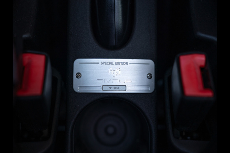 Abarth 695 C Rivale | Automaat | Akrapovic uitlaat | Carplay | Carbon dash.