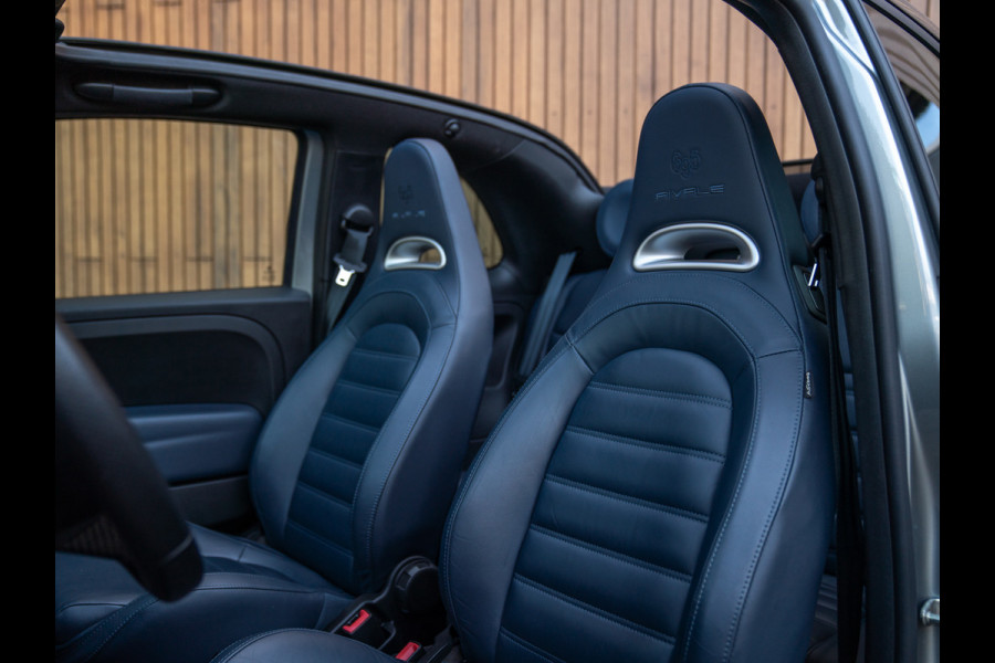 Abarth 695 C Rivale | Automaat | Akrapovic uitlaat | Carplay | Carbon dash.