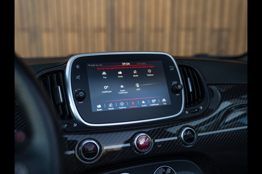Abarth 695 C Rivale | Automaat | Akrapovic uitlaat | Carplay | Carbon dash.