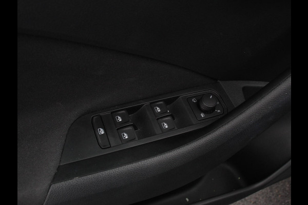 Škoda Kamiq 1.0 TSI 115pk Automaat Business Edition | Navigatie | Android Auto / Apple Carplay | Climate Control | Camera | Parkeer sensoren | Lichtmetalen Velgen | Dab | Digitale Cockpit | Keyless | Led | Cruise Control