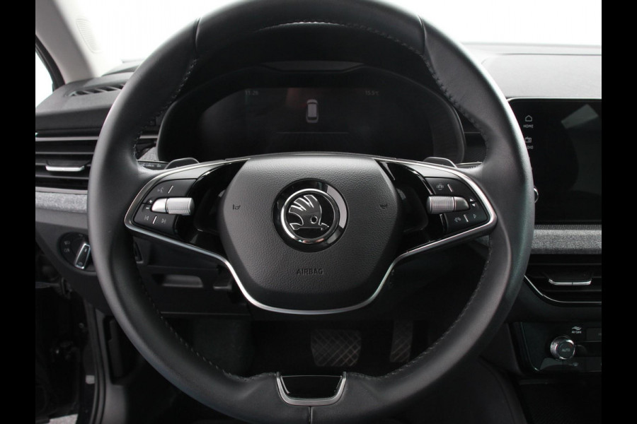 Škoda Kamiq 1.0 TSI 115pk Automaat Business Edition | Navigatie | Android Auto / Apple Carplay | Climate Control | Camera | Parkeer sensoren | Lichtmetalen Velgen | Dab | Digitale Cockpit | Keyless | Led | Cruise Control