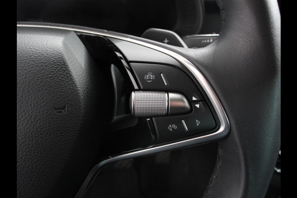 Škoda Kamiq 1.0 TSI 115pk Automaat Business Edition | Navigatie | Android Auto / Apple Carplay | Climate Control | Camera | Parkeer sensoren | Lichtmetalen Velgen | Dab | Digitale Cockpit | Keyless | Led | Cruise Control