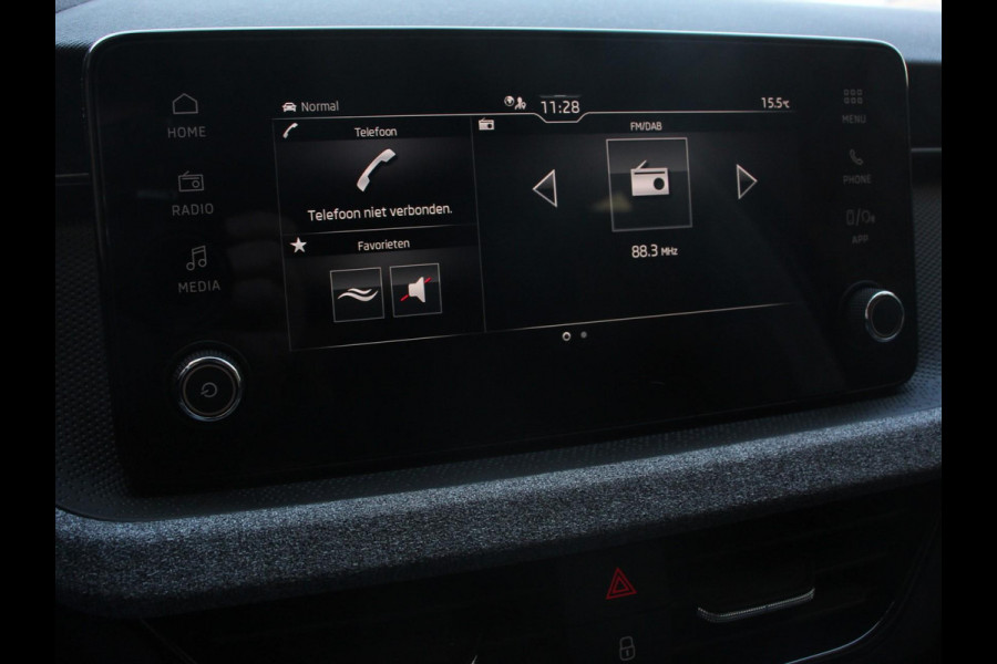 Škoda Kamiq 1.0 TSI 115pk Automaat Business Edition | Navigatie | Android Auto / Apple Carplay | Climate Control | Camera | Parkeer sensoren | Lichtmetalen Velgen | Dab | Digitale Cockpit | Keyless | Led | Cruise Control