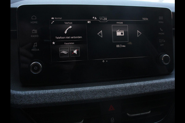 Škoda Kamiq 1.0 TSI 115pk Automaat Business Edition | Navigatie | Android Auto / Apple Carplay | Climate Control | Camera | Parkeer sensoren | Lichtmetalen Velgen | Dab | Digitale Cockpit | Keyless | Led | Cruise Control