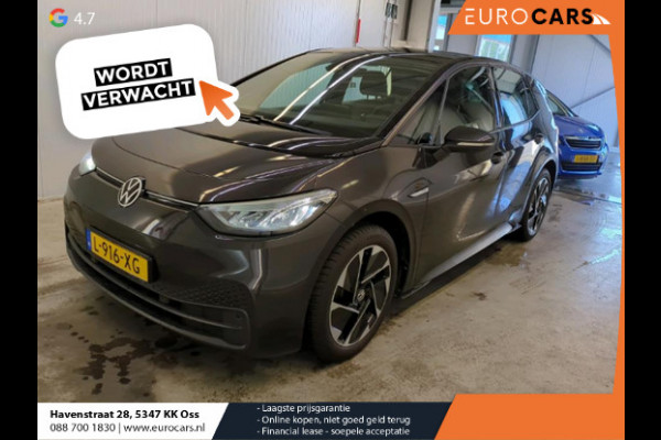 Volkswagen ID.3 Life 58 kWh Climate control Navigatie Cruise control Parkeersensoren voor + achter LED Voorstoelen verwarmd Apple Carplay/ Android Auto