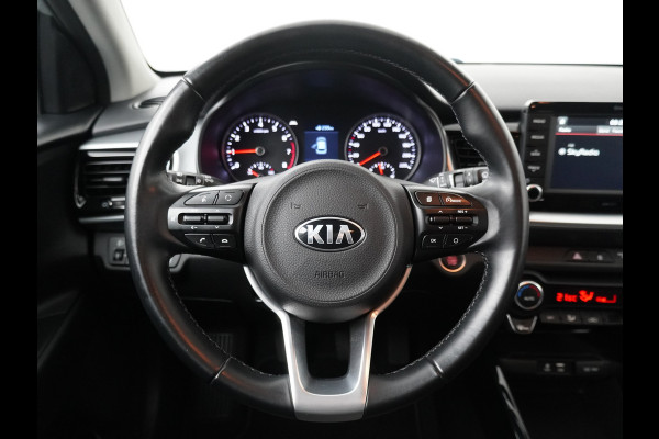 Kia Stonic 1.0 T-GDi DynamicPlusLine Apple Carplay/Android Auto - Cruise Control - Climate Control - Navigatiesysteem - Fabrieksgarantie tot 12-2026